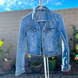 American Eagle Cropped Denim Jacket